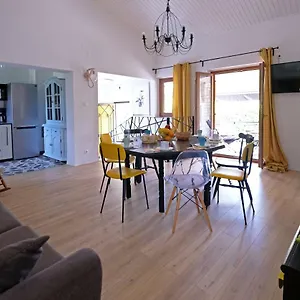 https://holiday-home-kipo-i-lunja.pula-hotels.org