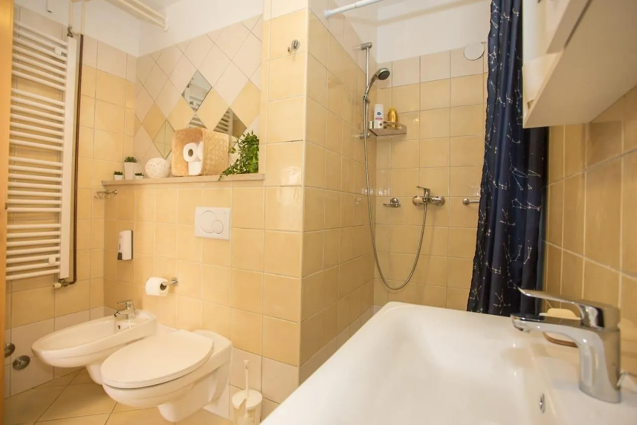 Apartment Rosse Porec 0*,  Croatia